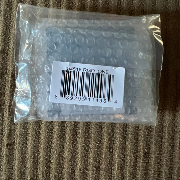 Coach Open Circle Stone Stud Earrings nwt - Picture 2 of 3